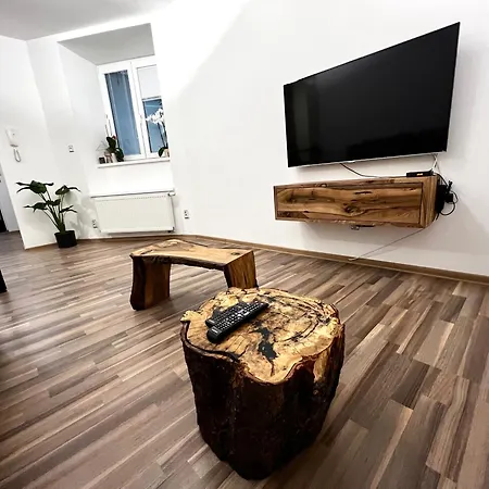 Palackeho Lobby *